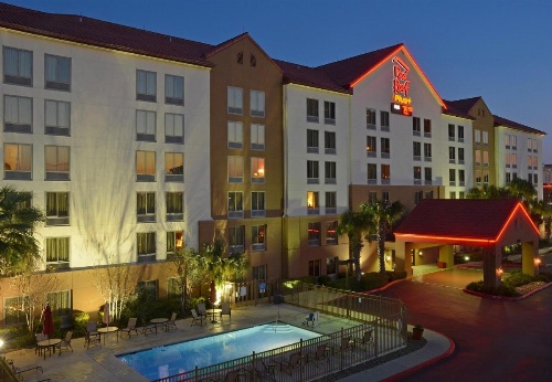 Red Roof PLUS+ San Antonio Downtown - Riverwalk image 27
